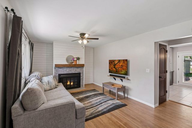 9804 5th Street NE, Blaine, MN 55434