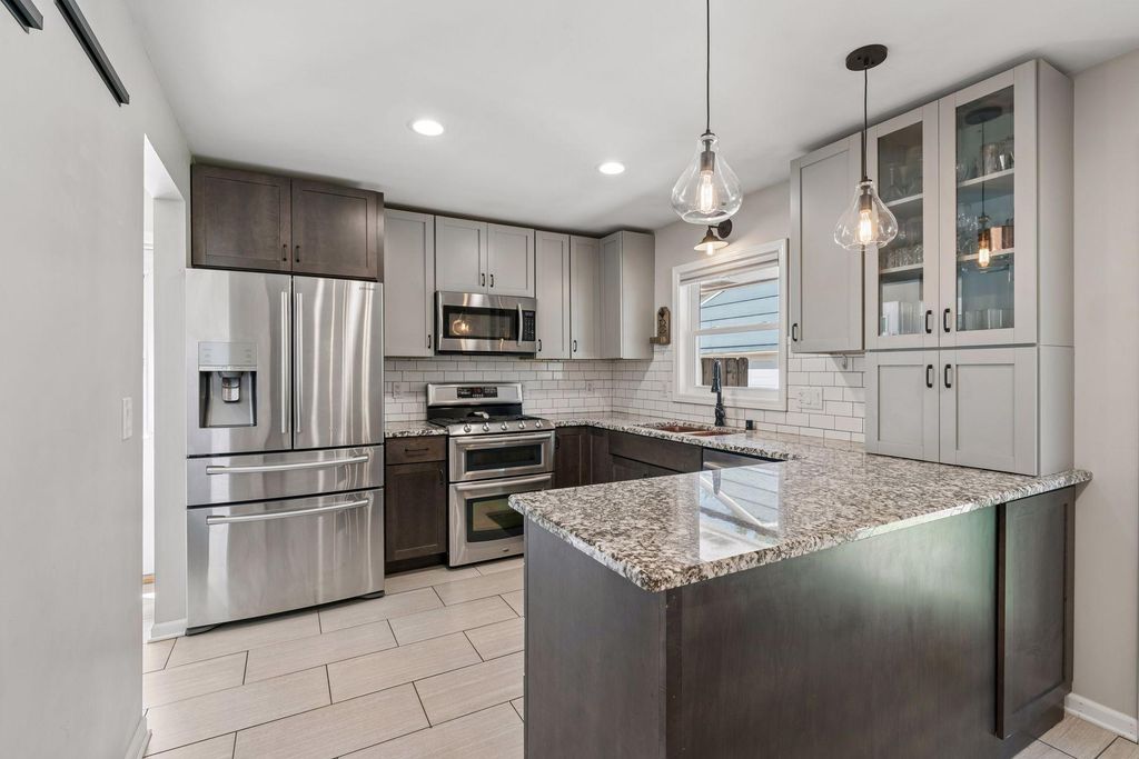 9804 5th Street NE, Blaine, MN 55434
