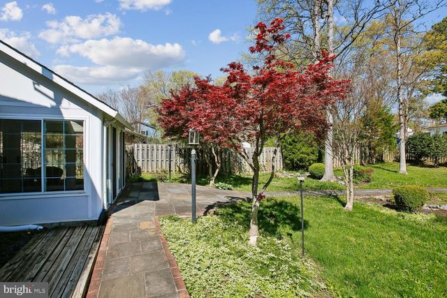 6809 ONTARIO ST, Springfield, VA 22152