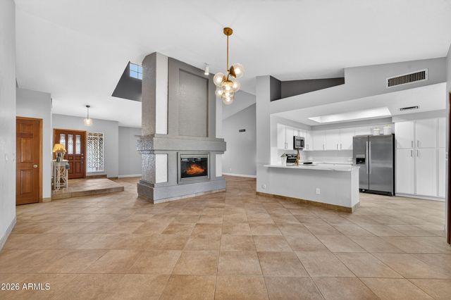 5735 E CAMPO BELLO Drive, Scottsdale, AZ 85254