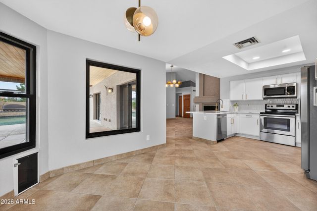 5735 E CAMPO BELLO Drive, Scottsdale, AZ 85254