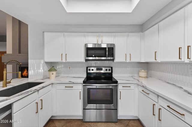 5735 E CAMPO BELLO Drive, Scottsdale, AZ 85254