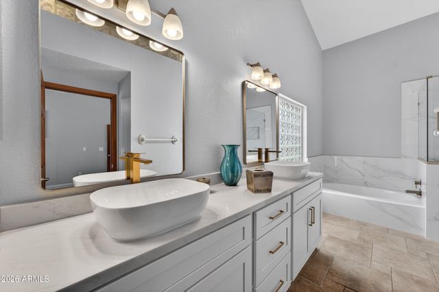 5735 E CAMPO BELLO Drive, Scottsdale, AZ 85254