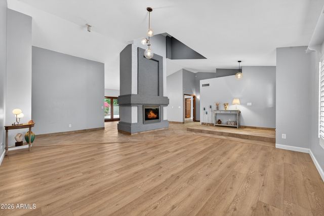 5735 E CAMPO BELLO Drive, Scottsdale, AZ 85254