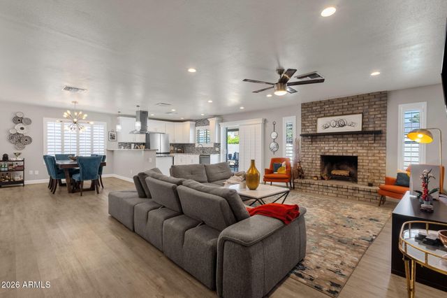 13109 N 24TH Avenue, Phoenix, AZ 85029