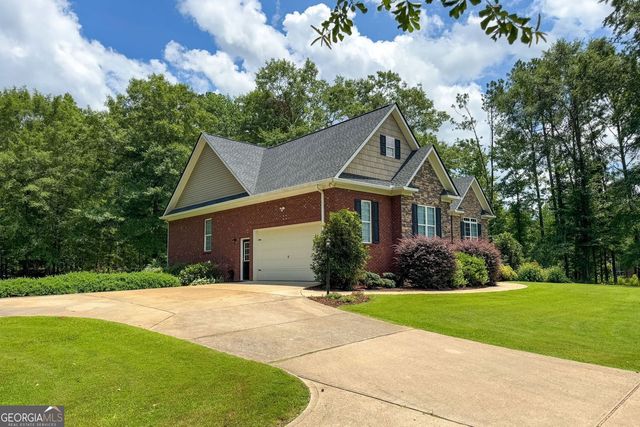 172 Sam Solomon Road, Locust Grove, GA 30248