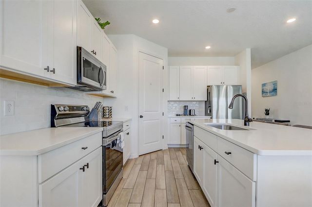 2268 DERWENT DRIVE, Davenport, FL 33896