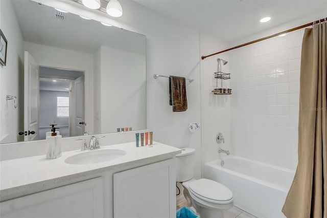 2268 DERWENT DRIVE, Davenport, FL 33896