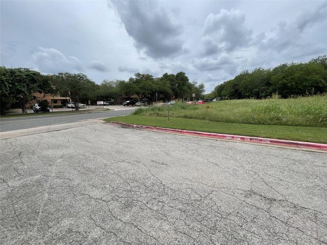 904 Battle Bend BLVD, Austin, TX 78745