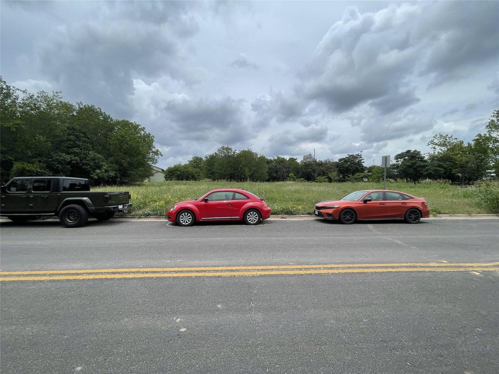 904 Battle Bend BLVD, Austin, TX 78745