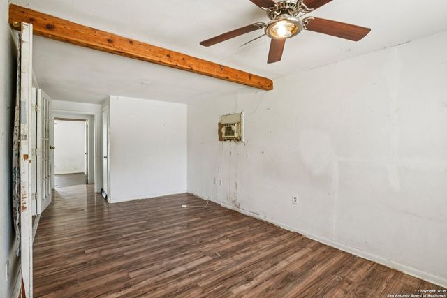 142 Newport, San Antonio, TX 78218
