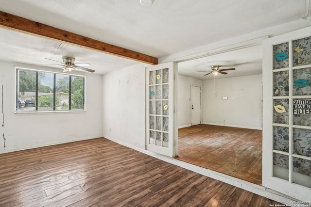 142 Newport, San Antonio, TX 78218