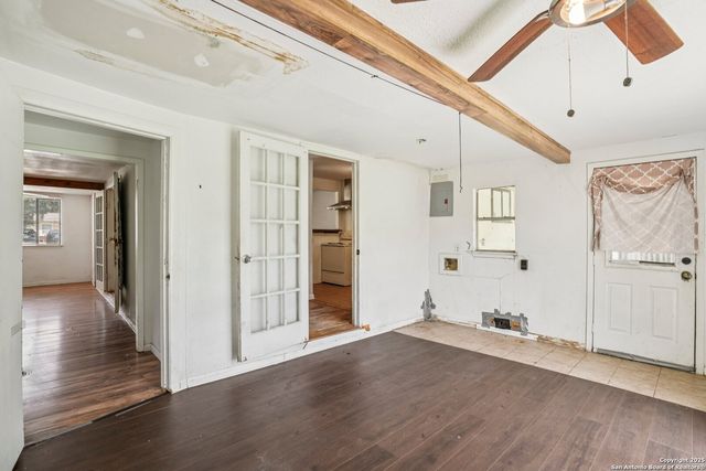 142 Newport, San Antonio, TX 78218