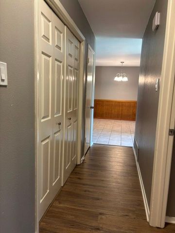 22 E Townhouse Lane 31, Grand Prairie, TX 75052