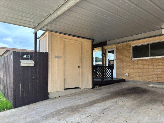 22 E Townhouse Lane 31, Grand Prairie, TX 75052