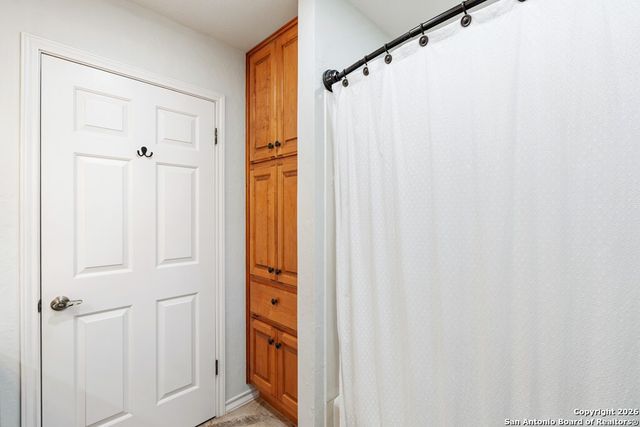 894 SOUTHWOODS DR., Fredericksburg, TX 78028