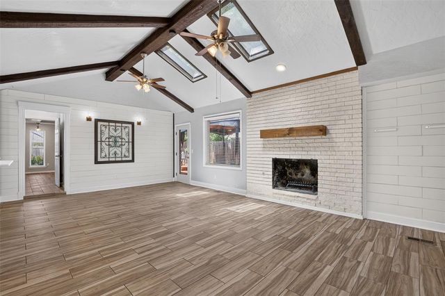 1539 Winding Creek Road, Moore, OK 73160