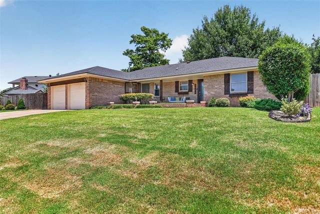 1539 Winding Creek Road, Moore, OK 73160