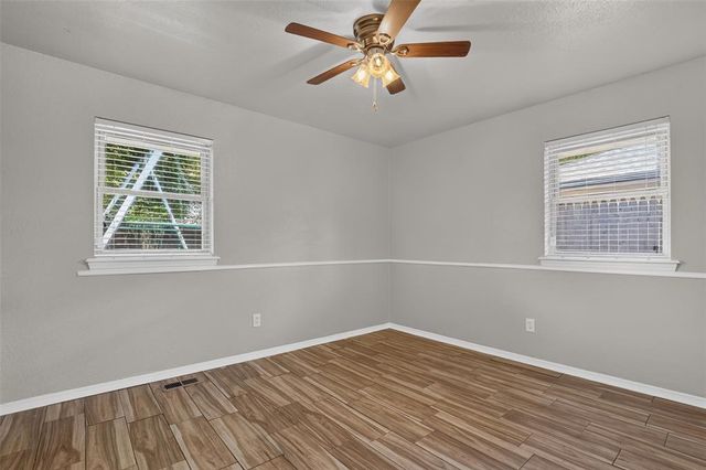 1539 Winding Creek Road, Moore, OK 73160