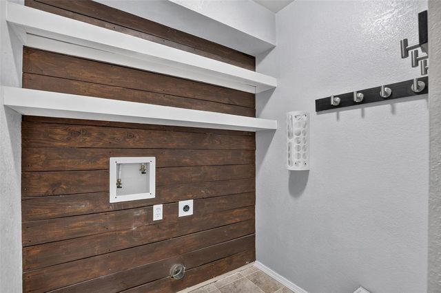 1539 Winding Creek Road, Moore, OK 73160