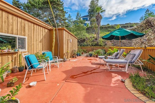 4875 Academy St, San Diego, CA 92109