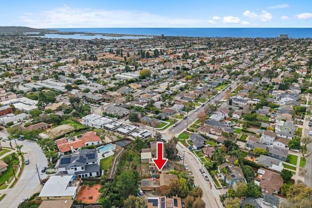 4875 Academy St, San Diego, CA 92109