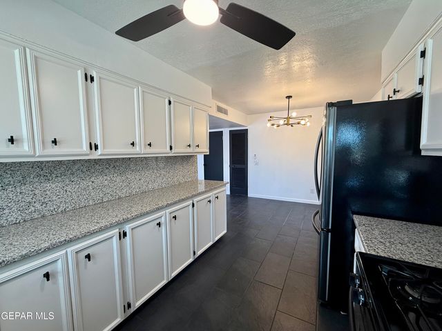 1649 Lomaland Drive, El Paso, TX 79935