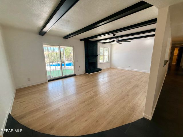 1649 Lomaland Drive, El Paso, TX 79935