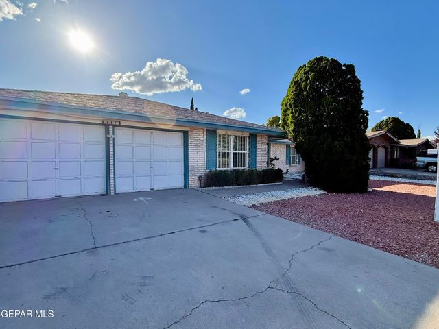 1649 Lomaland Drive, El Paso, TX 79935