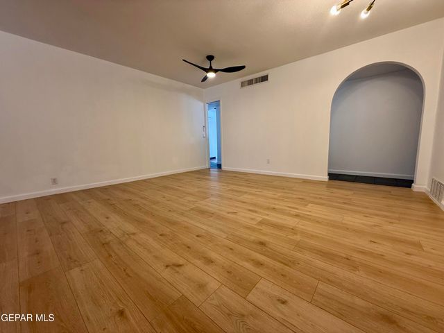 1649 Lomaland Drive, El Paso, TX 79935
