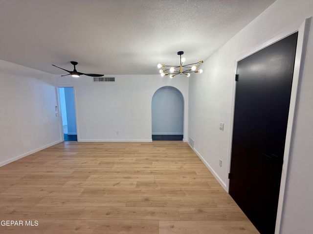 1649 Lomaland Drive, El Paso, TX 79935