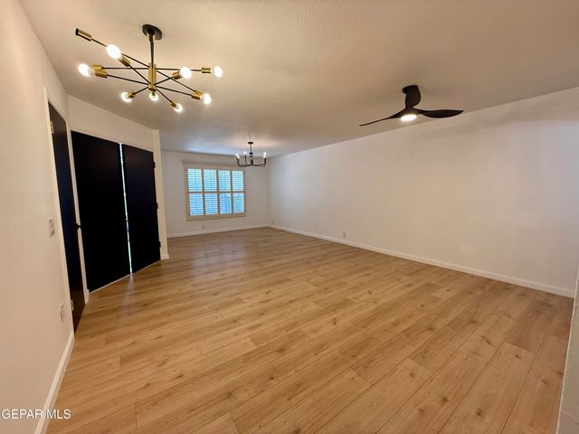 1649 Lomaland Drive, El Paso, TX 79935