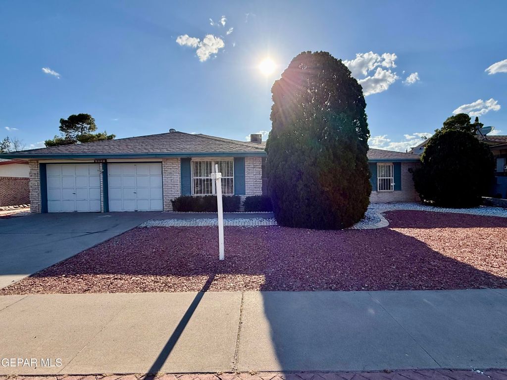 1649 Lomaland Drive, El Paso, TX 79935