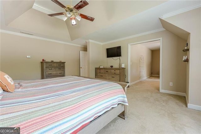 1765 Pinetree Pass Lane SW, Lilburn, GA 30047