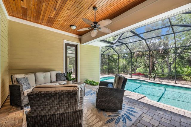 5911 RIVER FOREST CIRCLE, Bradenton, FL 34203