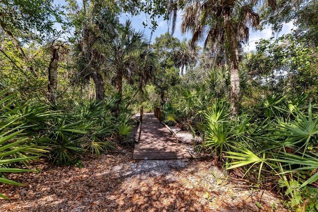 5911 RIVER FOREST CIRCLE, Bradenton, FL 34203