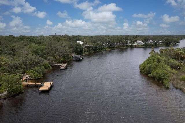 5911 RIVER FOREST CIRCLE, Bradenton, FL 34203