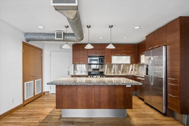 915 Franklin Street 9L, Houston, TX 77002