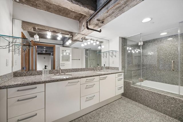 915 Franklin Street 9L, Houston, TX 77002