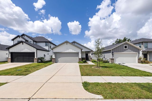 1902 Whispering River Drive, Missouri City, TX 77489