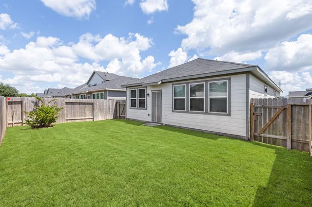 1902 Whispering River Drive, Missouri City, TX 77489