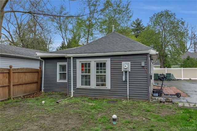 141 Borden Road, Cheektowaga, NY 14043