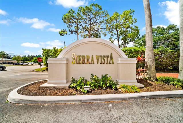 5021 S La Sedona Circle, Delray Beach, FL 33484