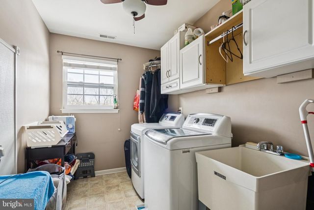 92 RUNNING DEER TRAIL, Elmer, NJ 08318