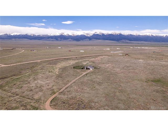 105 Commanche Rd, Westcliffe, CO 81252