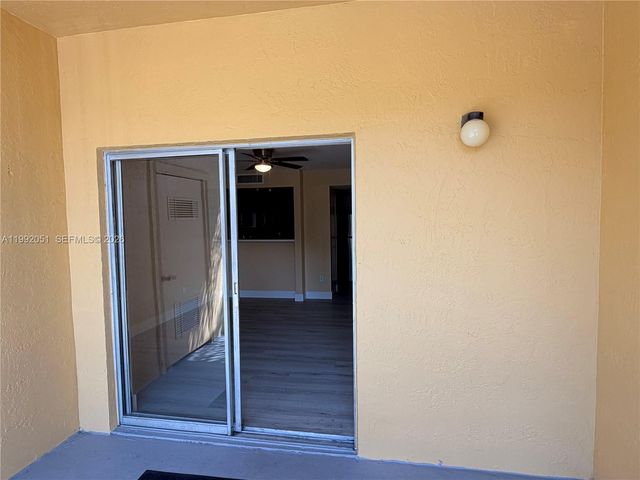 15315 SW 106th Ter 432, Miami, FL 33196