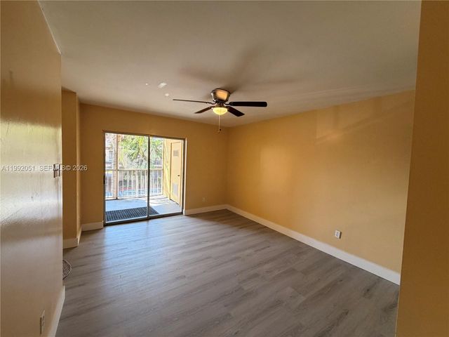 15315 SW 106th Ter 432, Miami, FL 33196