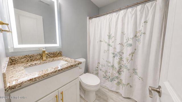 2726 Bagby Way, Louisville, KY 40216