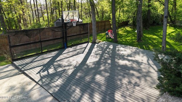 2726 Bagby Way, Louisville, KY 40216