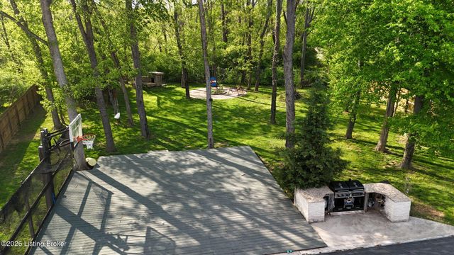 2726 Bagby Way, Louisville, KY 40216